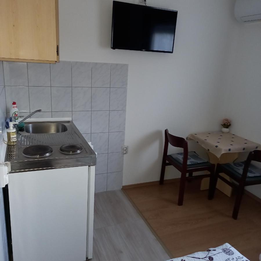 Jucus Vendeghaz Hotel Zalahalap Ngoại thất bức ảnh